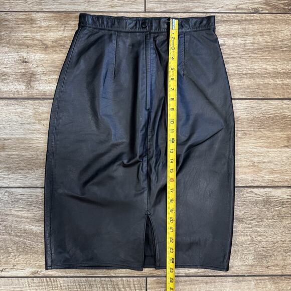 Black Leather Pencil Skirt Womens size 10 Lined Back Zipper & Slit - Picture 4 of 11